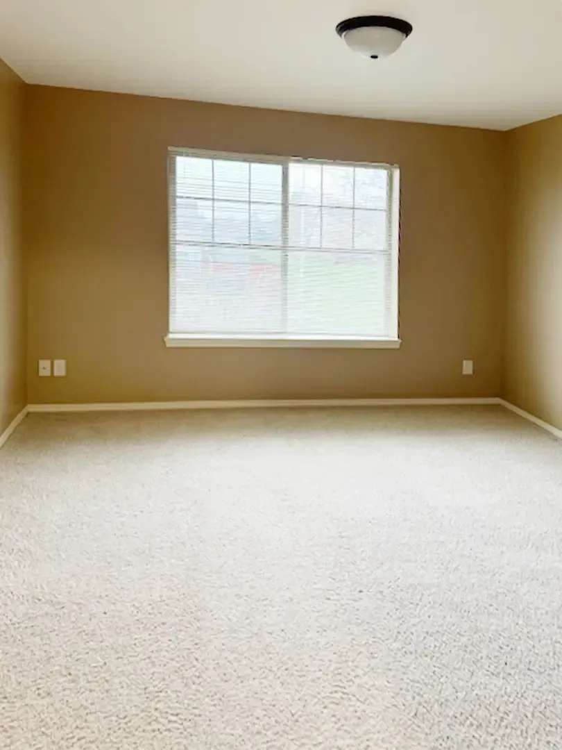 SMI Property Management - Santiam Village Apartments - 4976 Turquoise Ave SE, Salem, OR 97317