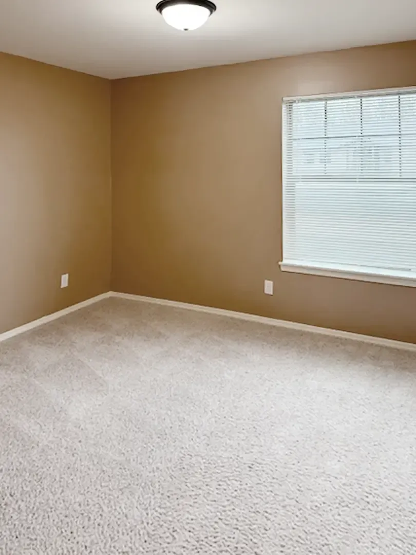 SMI Property Management - Santiam Village Apartments - 4976 Turquoise Ave SE, Salem, OR 97317