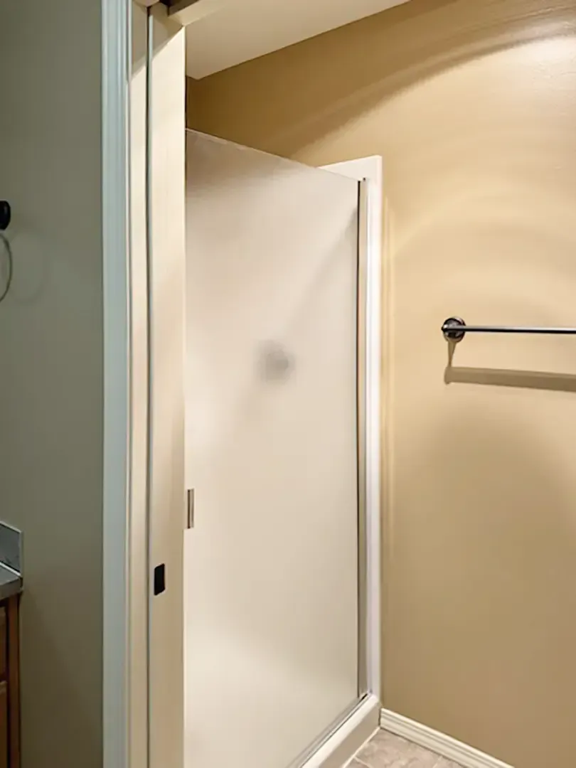 SMI Property Management - Santiam Village Apartments - 4976 Turquoise Ave SE, Salem, OR 97317