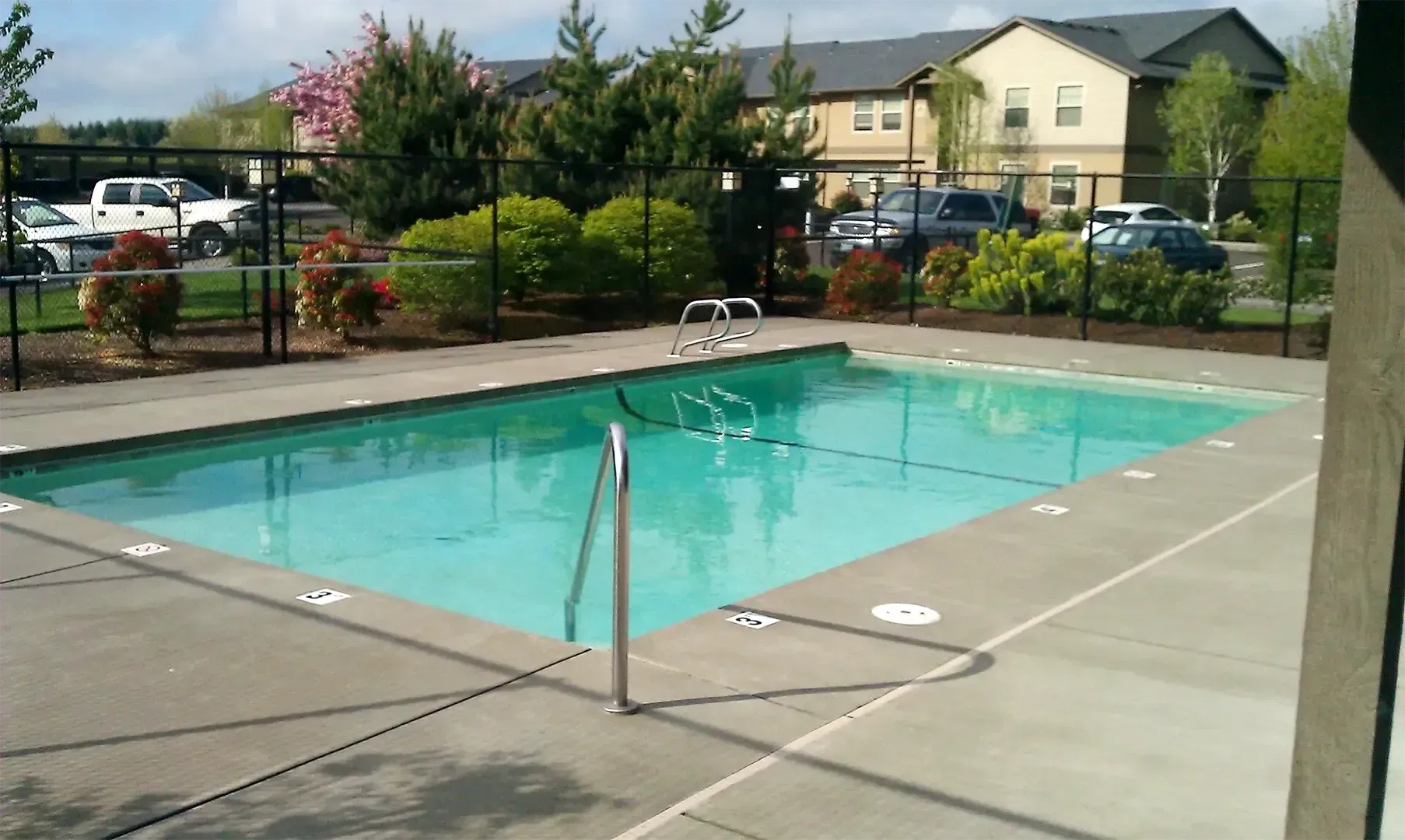 Santiam Village Apartments - Salem OR - SMI Property Management
