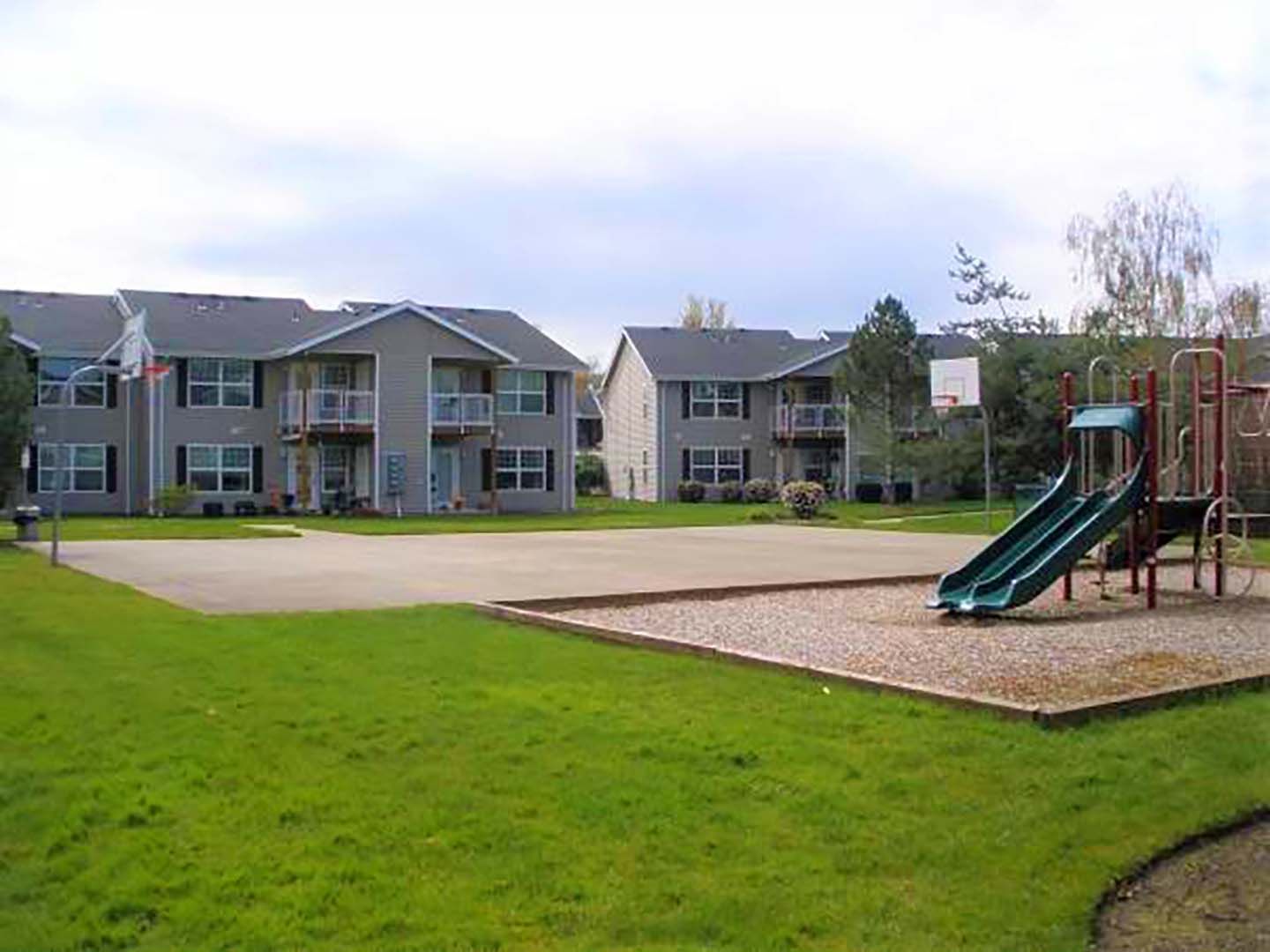 SMI Property Management - Sunrise Pointe - 3320 Jackson Street SE, Albany, OR 97322