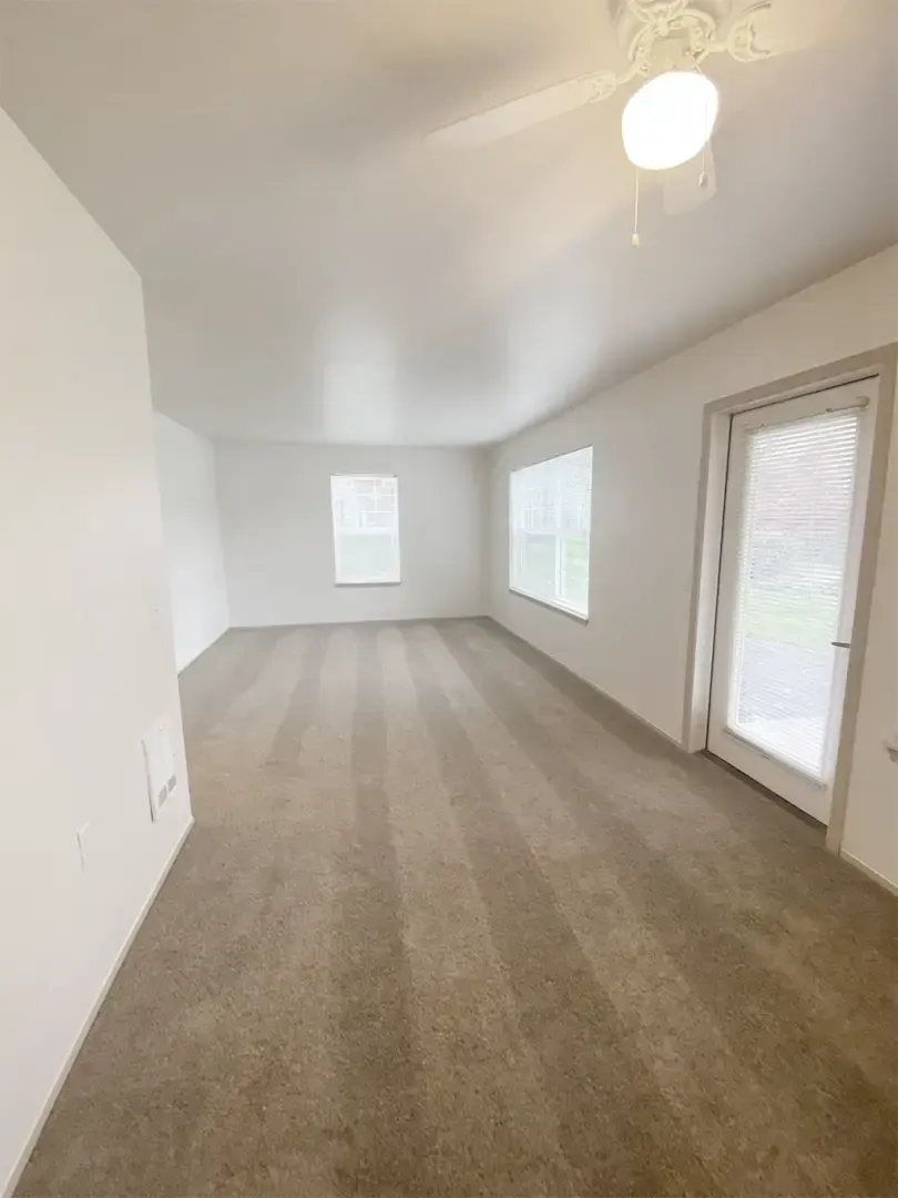 SMI Property Management - Sunrise Pointe - 3320 Jackson Street SE, Albany, OR 97322