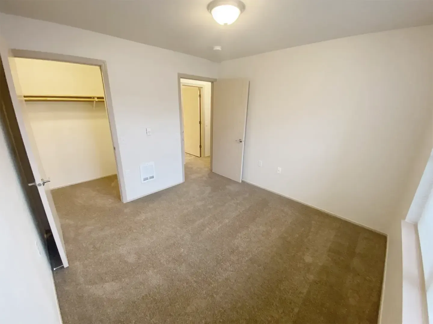 SMI Property Management - Sunrise Pointe - 3320 Jackson Street SE, Albany, OR 97322