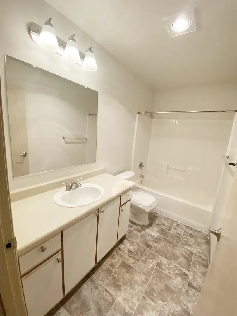 SMI Property Management - Sunrise Pointe - 3320 Jackson Street SE, Albany, OR 97322