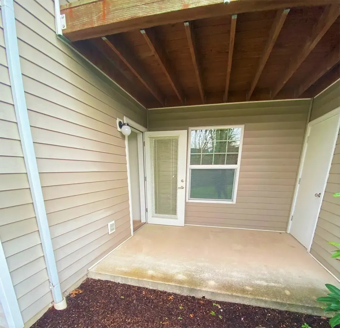 SMI Property Management - Sunrise Pointe - 3320 Jackson Street SE, Albany, OR 97322