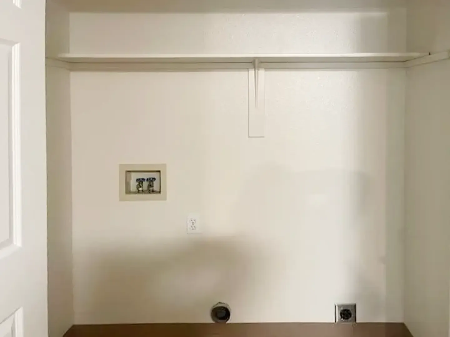 Triple Crown Apartments & Townhomes - Salem - SMI Property Management