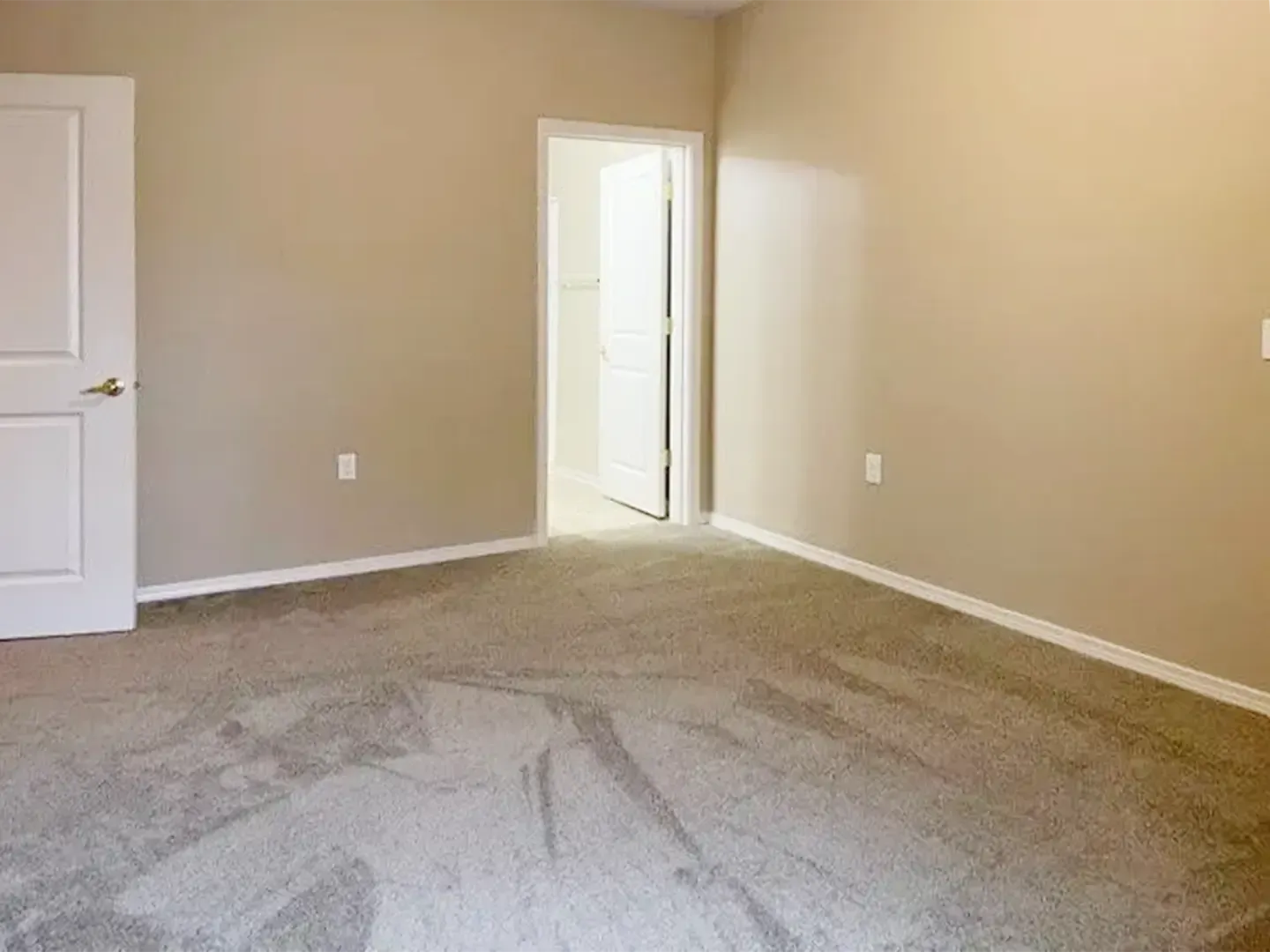 Valley Pointe Apartments - McMinnville, OR - SMI Property Management