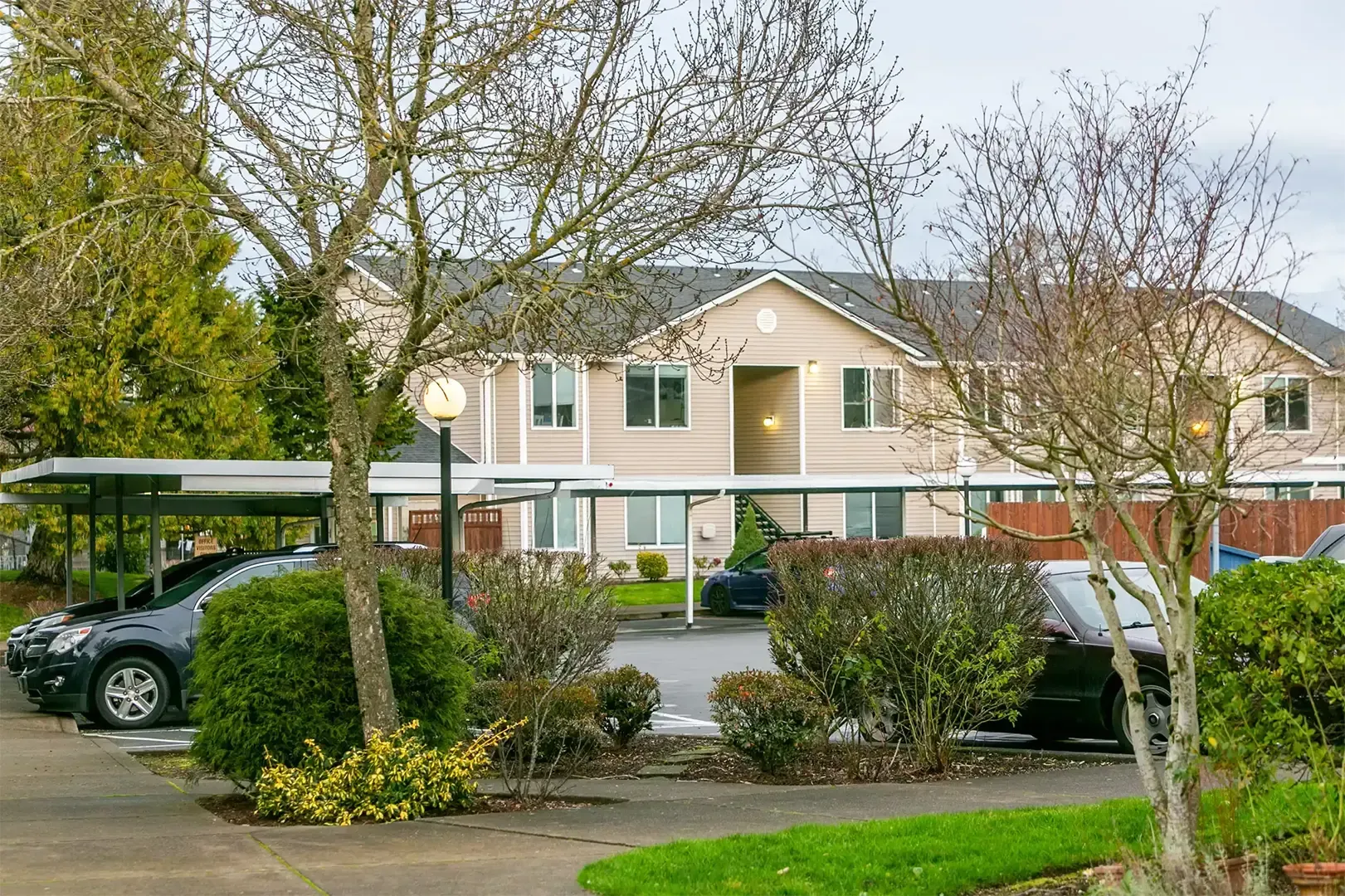 SMI Property Management - Willow Creek - 872 Belmont Ave SW, Albany, OR 97321