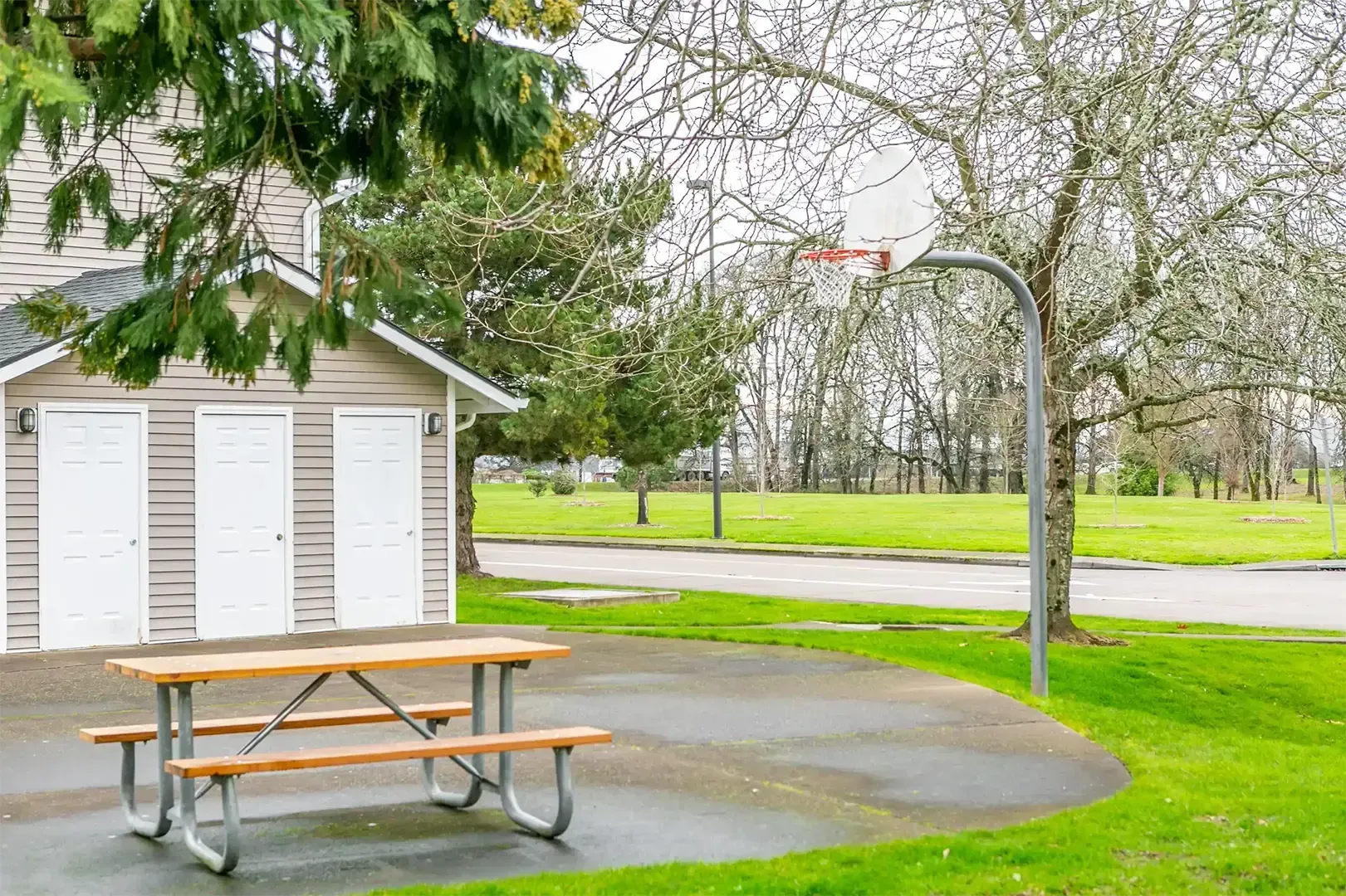 SMI Property Management - Willow Creek - 872 Belmont Ave SW, Albany, OR 97321