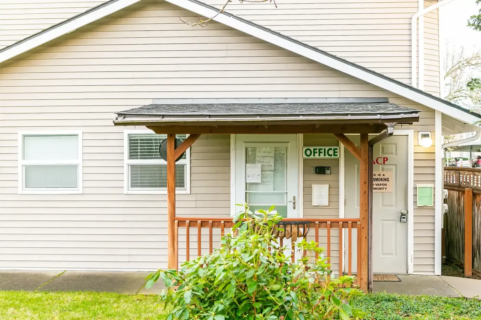 SMI Property Management - Willow Creek - 872 Belmont Ave SW, Albany, OR 97321