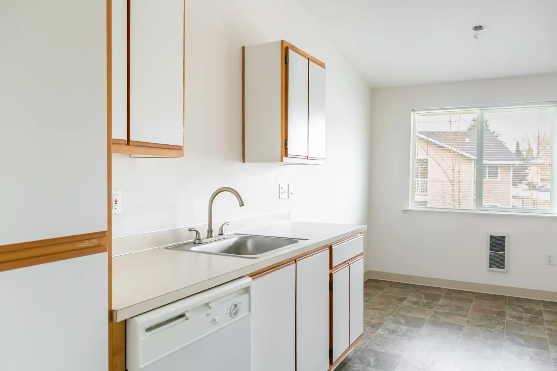 SMI Property Management - Willow Creek - 872 Belmont Ave SW, Albany, OR 97321