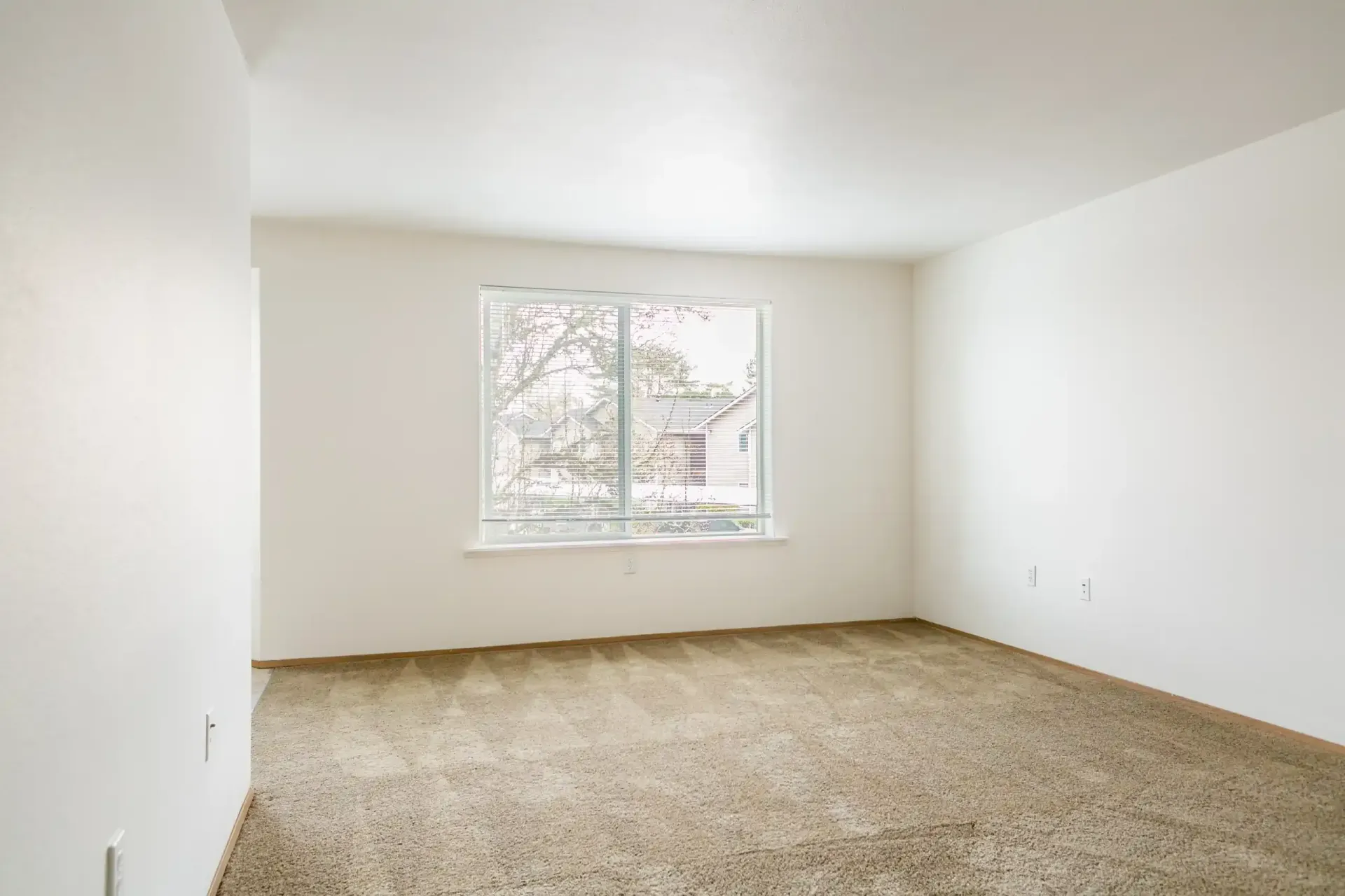 SMI Property Management - Willow Creek - 872 Belmont Ave SW, Albany, OR 97321