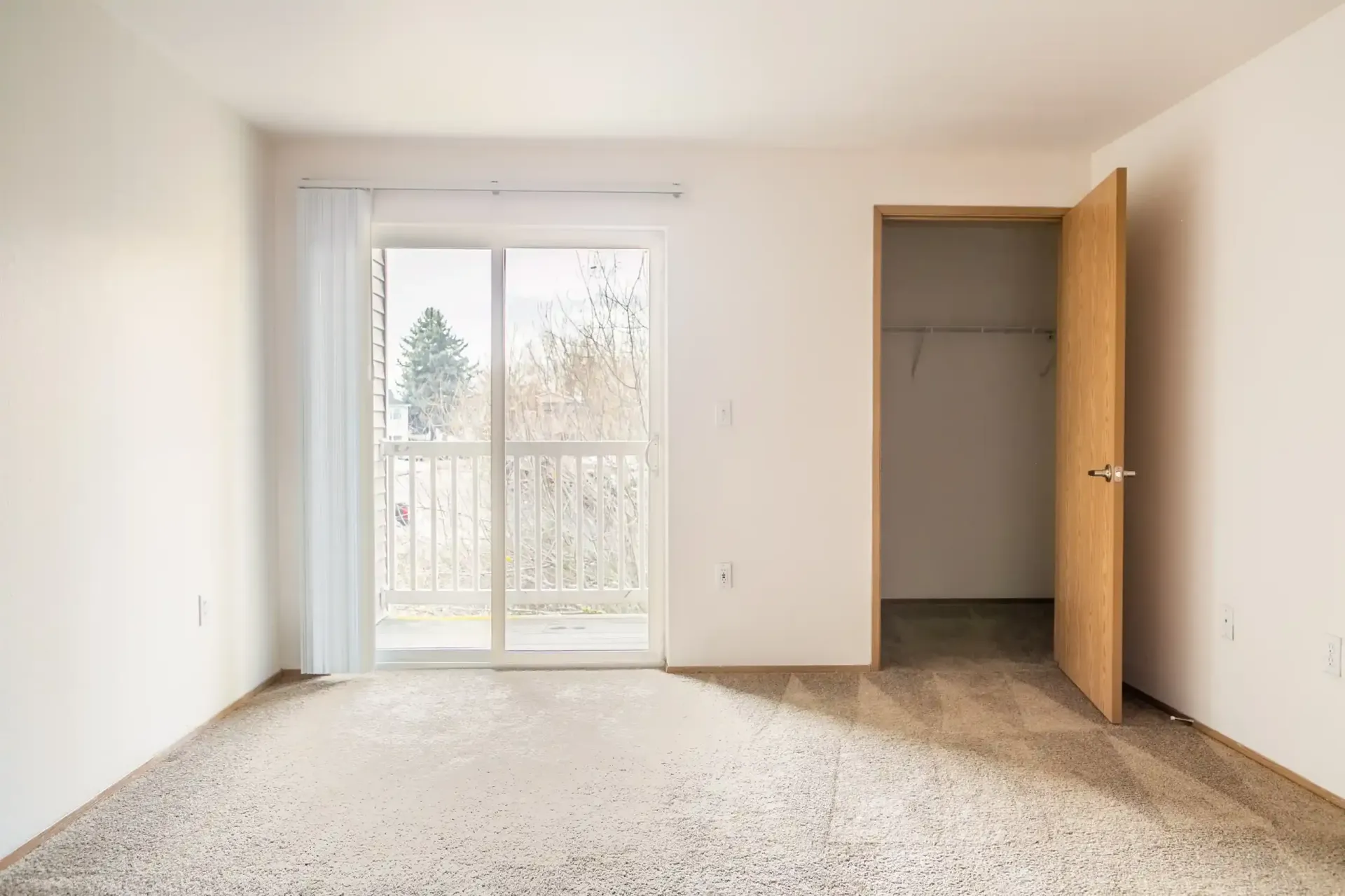 SMI Property Management - Willow Creek - 872 Belmont Ave SW, Albany, OR 97321