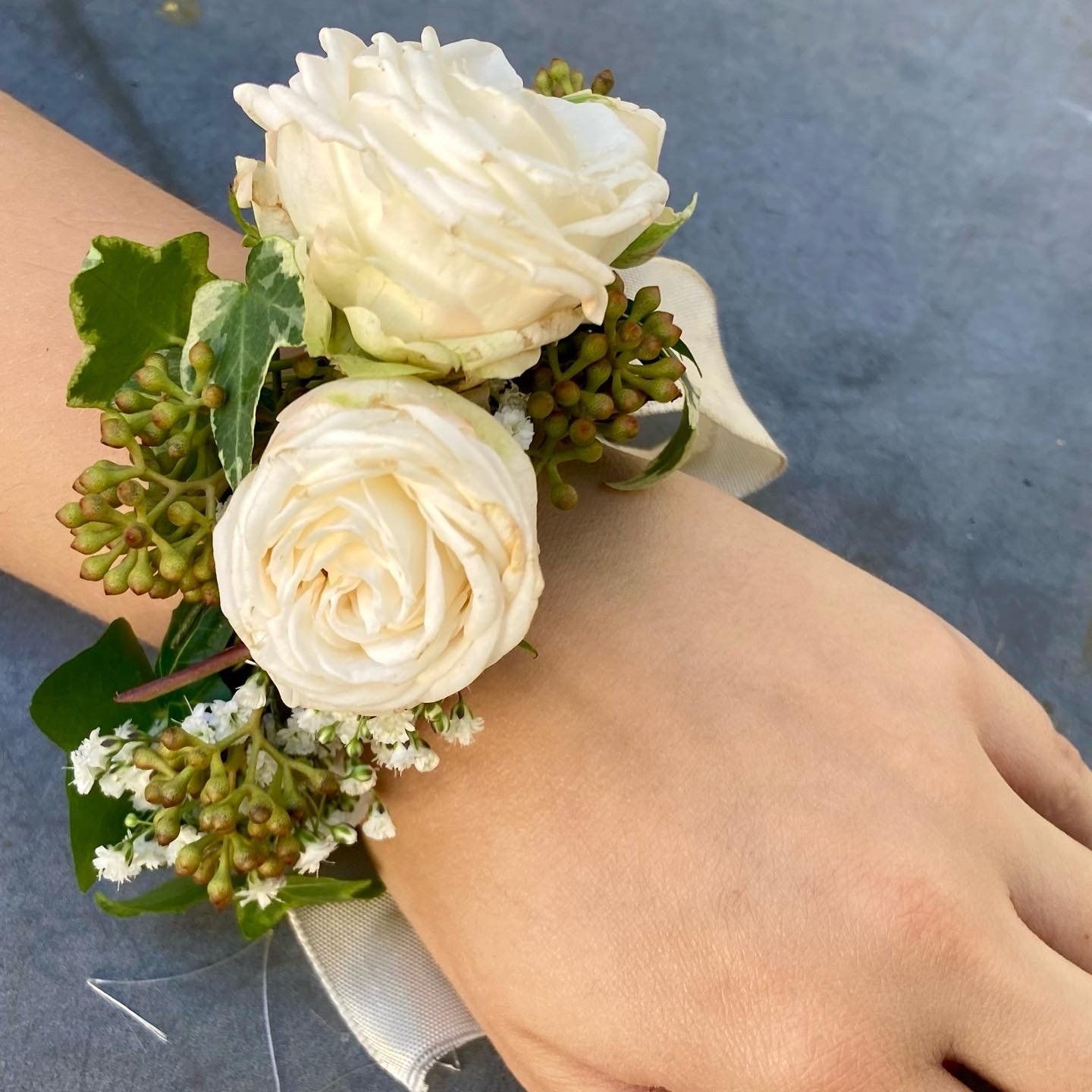 Blumiges Hochzeitsarmband