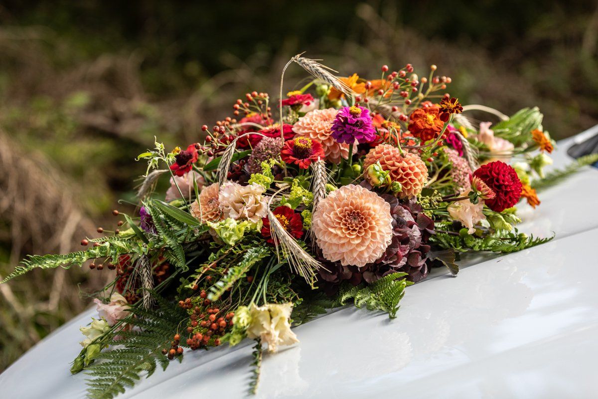 Blumiges Mittelstück