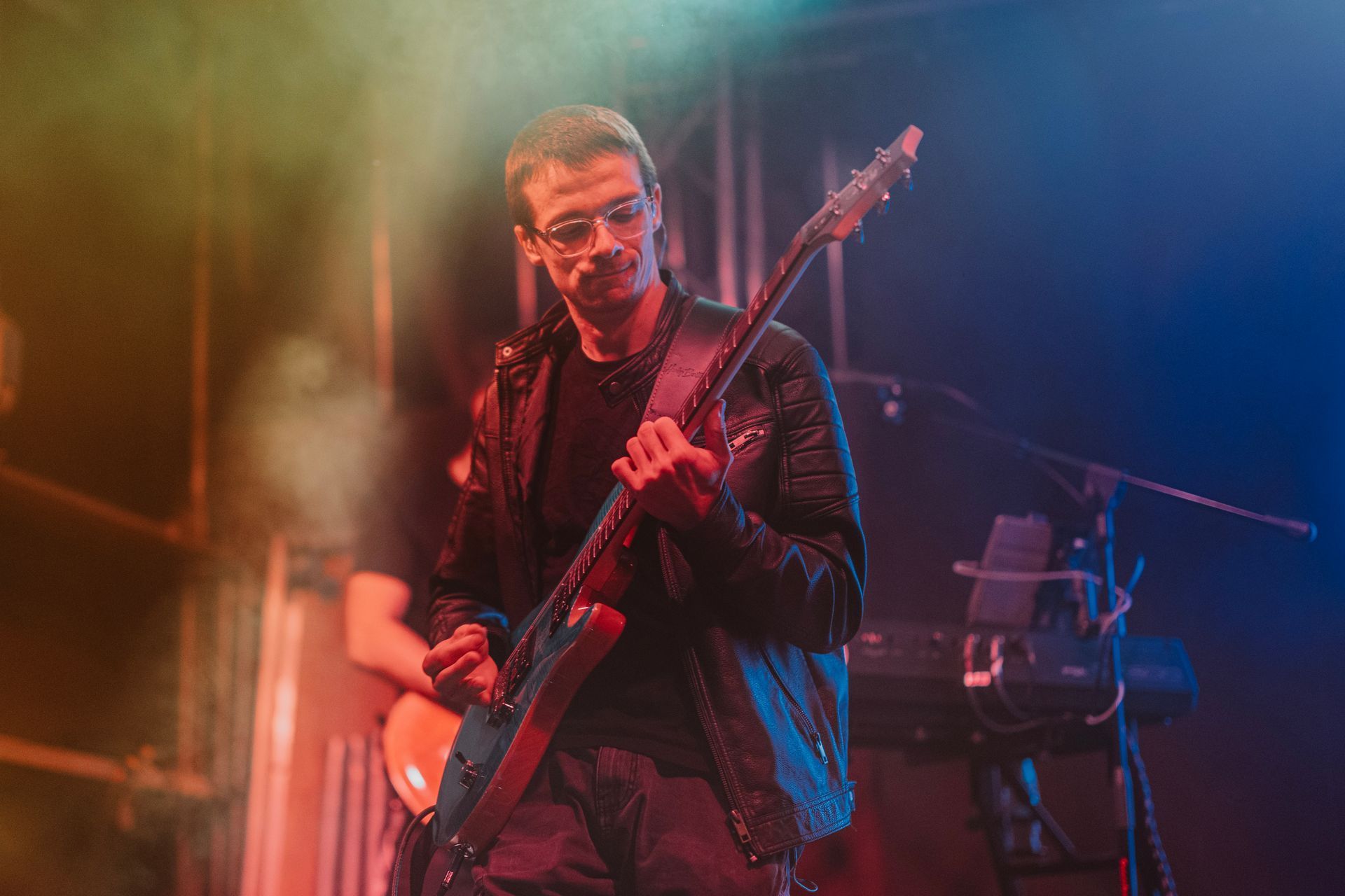 Dominik (Keyboard & Guitar)