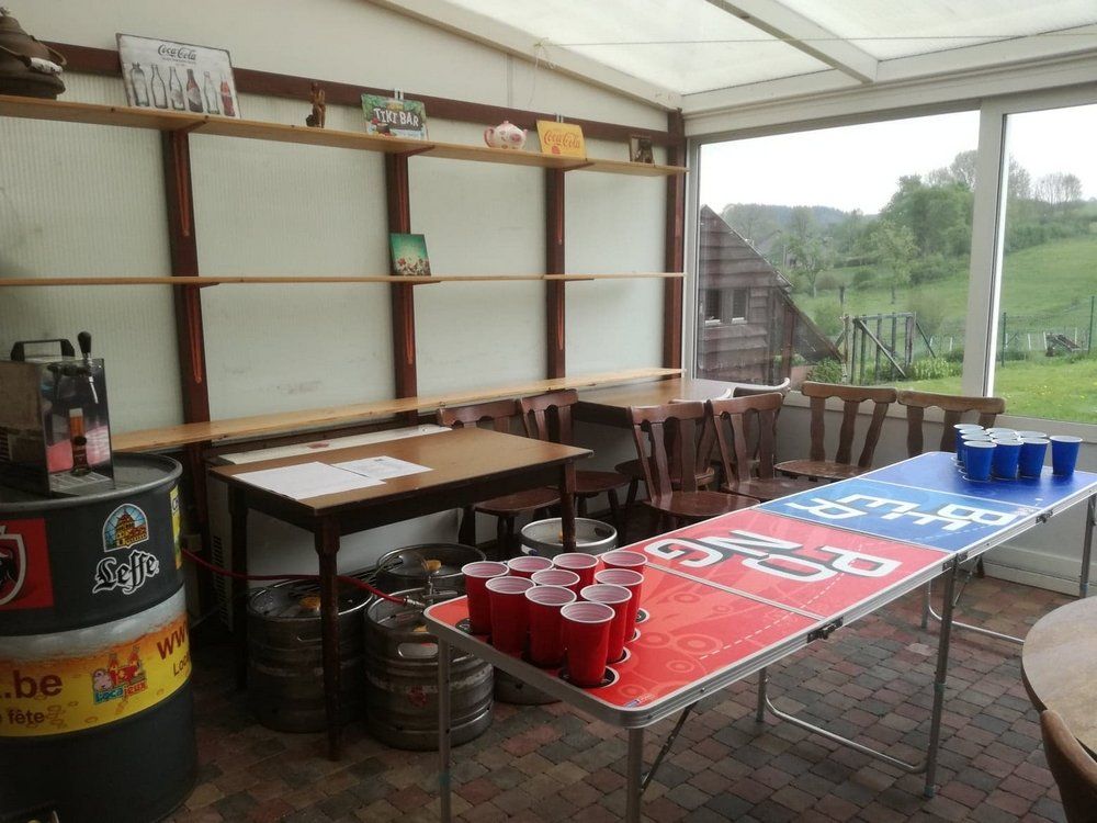 weekend amis hotton beerpong