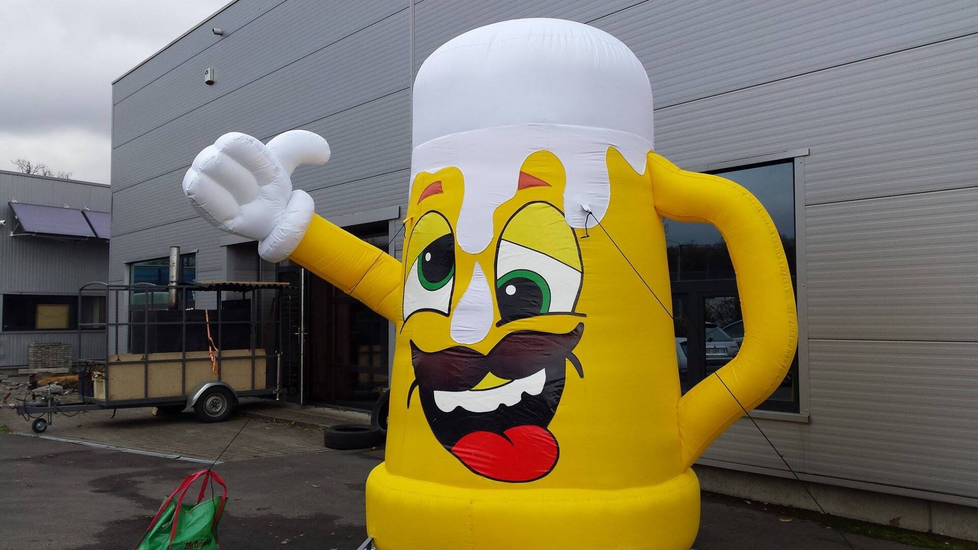 verre de biere gonflable