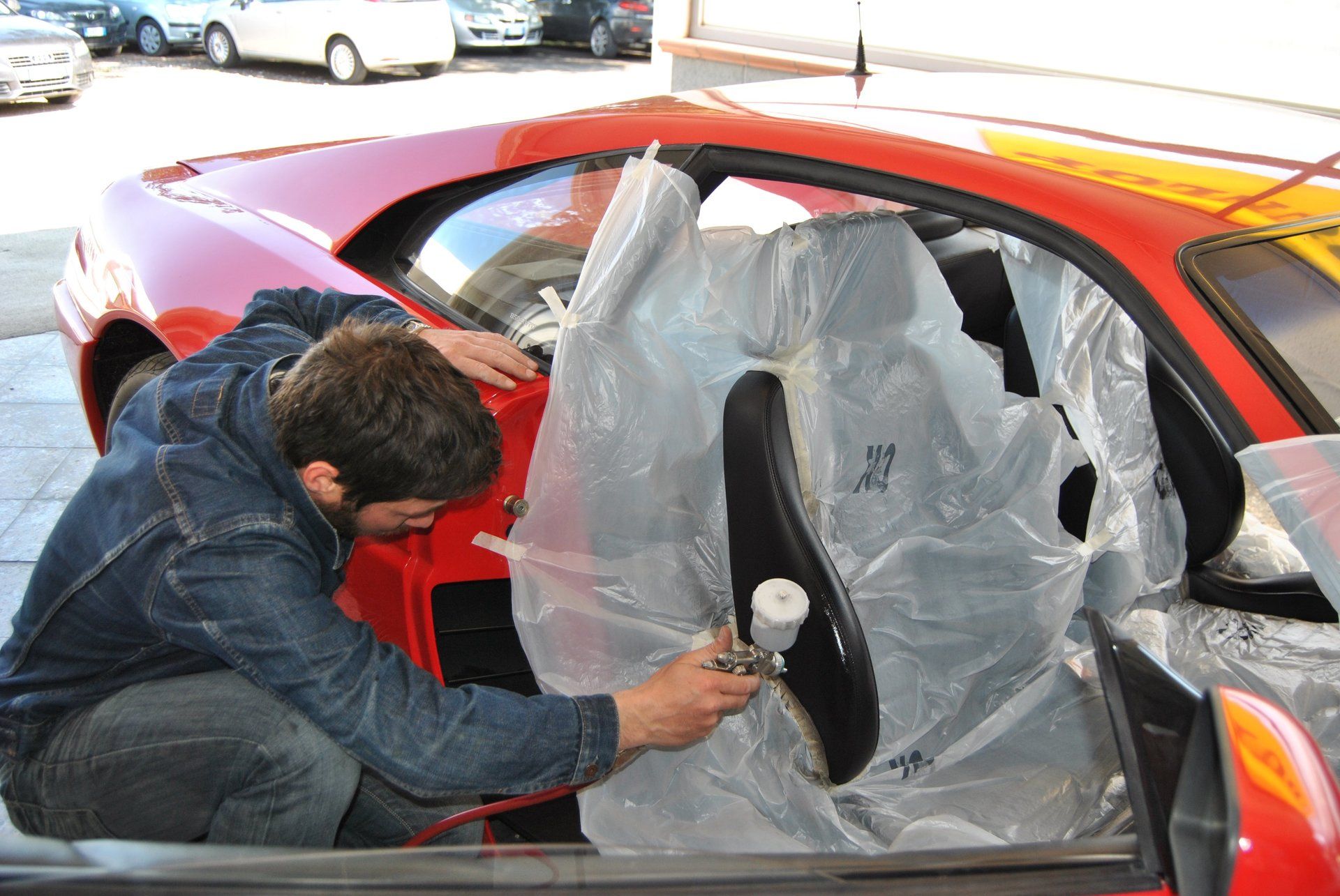 meccanico cura interni in pelle