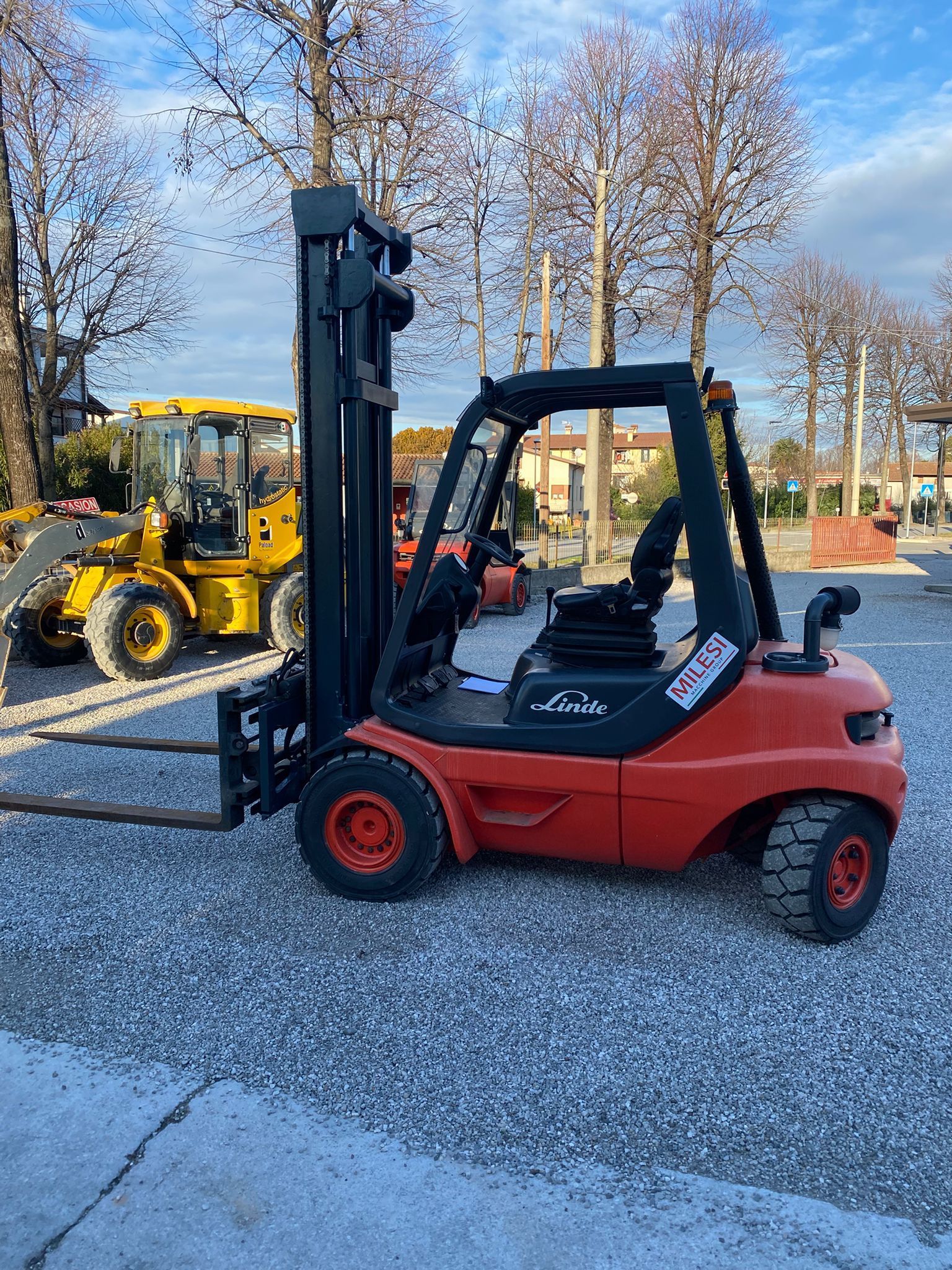 NOLEGGIO mini escavatore