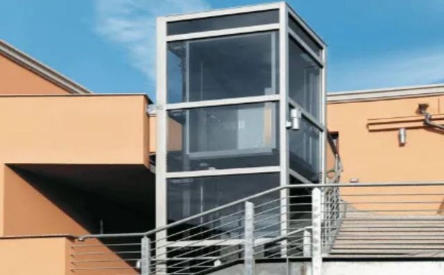 montacarichi per persone