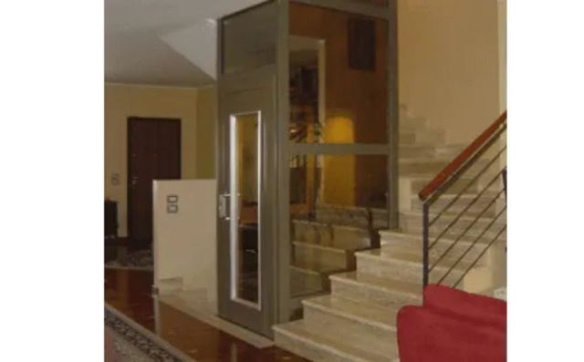 montacarichi per persone