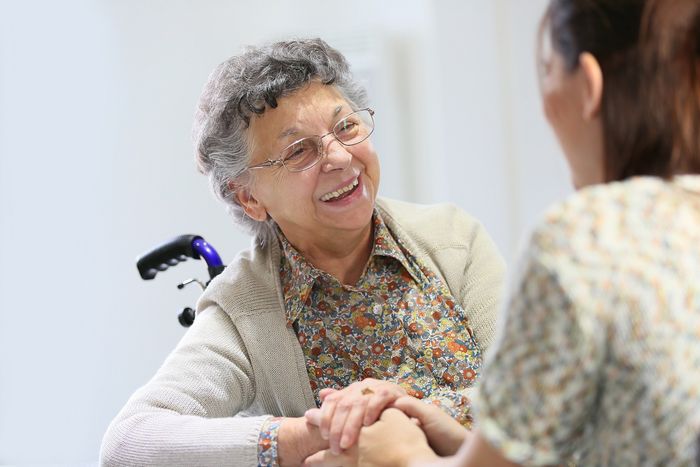 anziana disabile in residenza assistenziale
