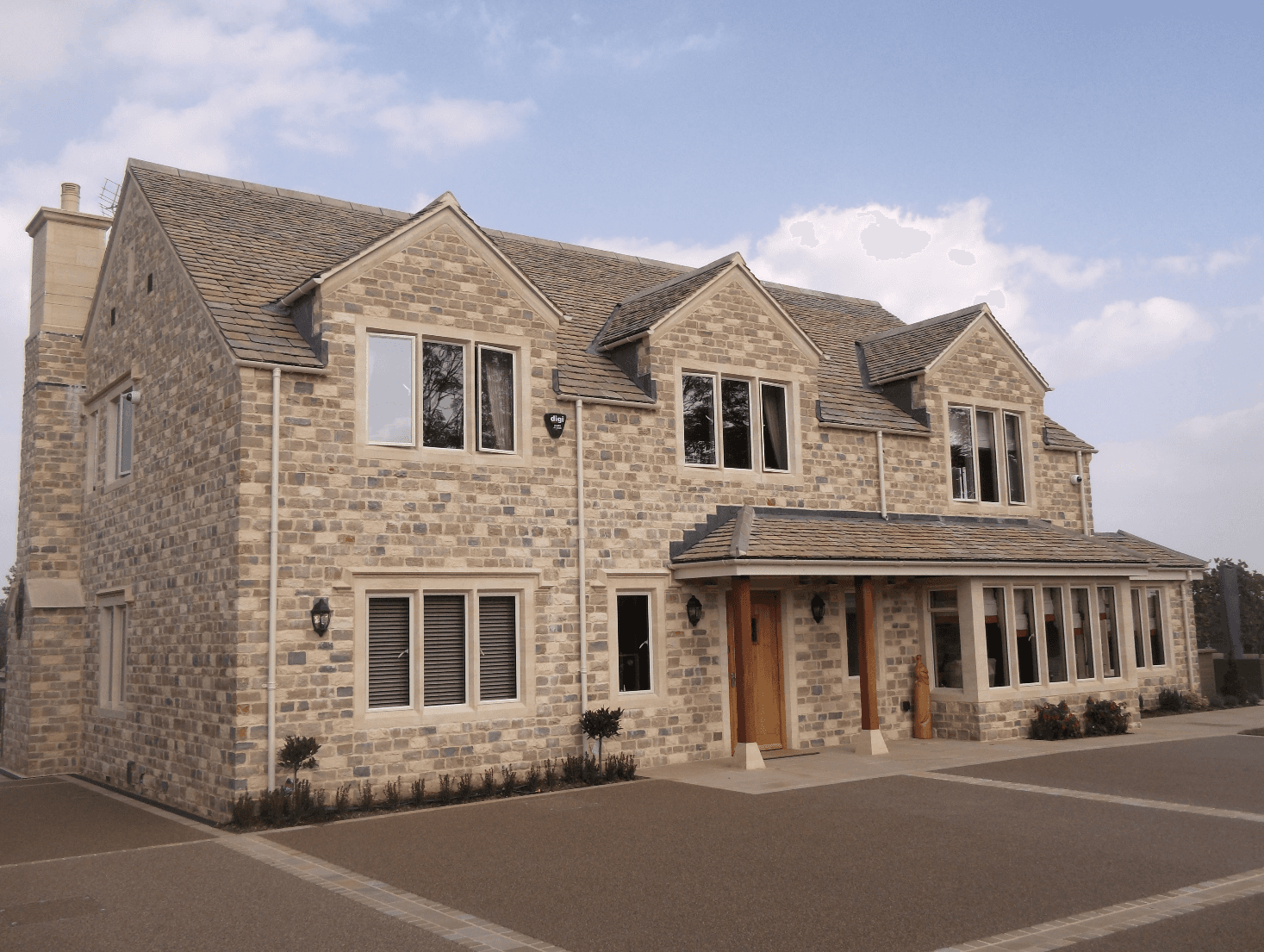 windows on flint house