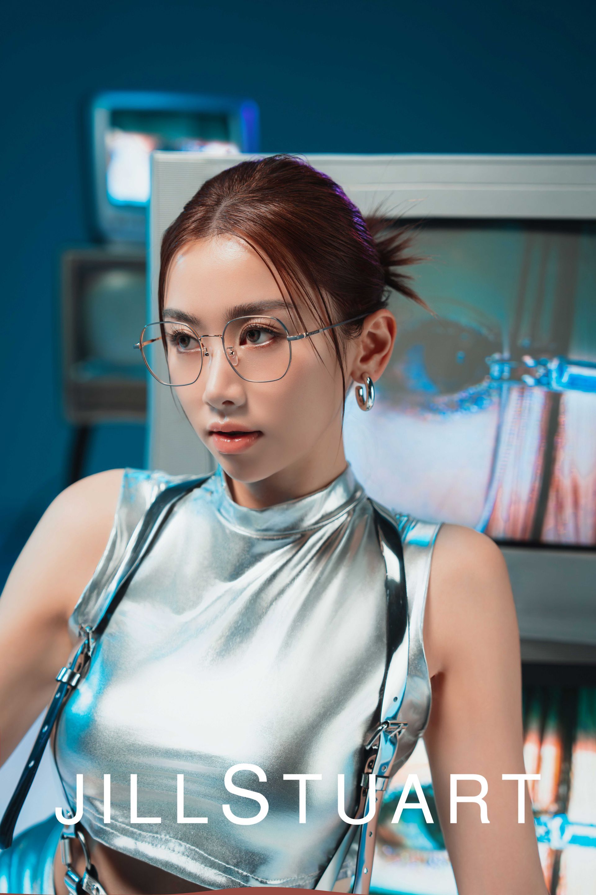 2024 Jill Stuart 眼鏡商品攝影，金屬鏡框、質感光影拍攝、專業平面攝影作品，品牌形象視覺