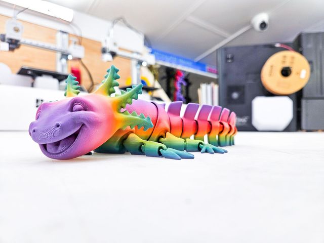 Wiggly Wonder ( S 10cm) 3D-Printed Articulated Axolotl Fidget
