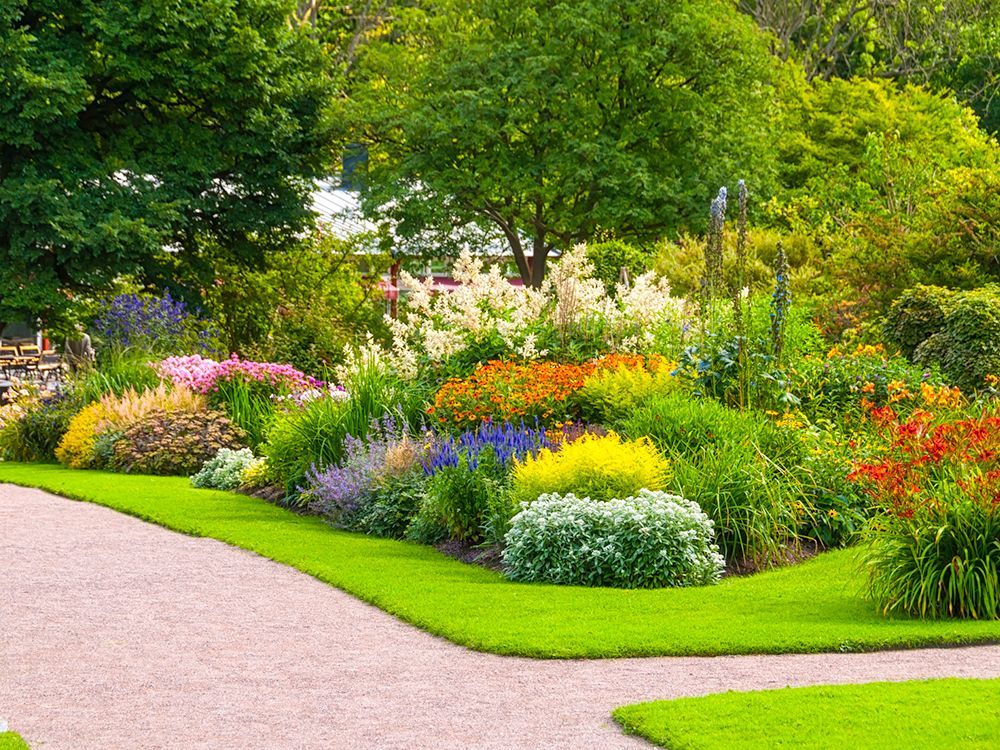 Beautiful Summer Garden — Kilmarnock, VA — Booth Landscaping
