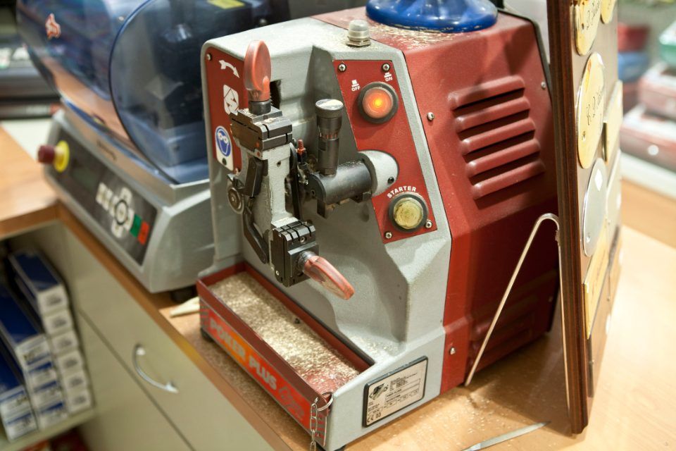 attrezzatura per duplicare chiavi