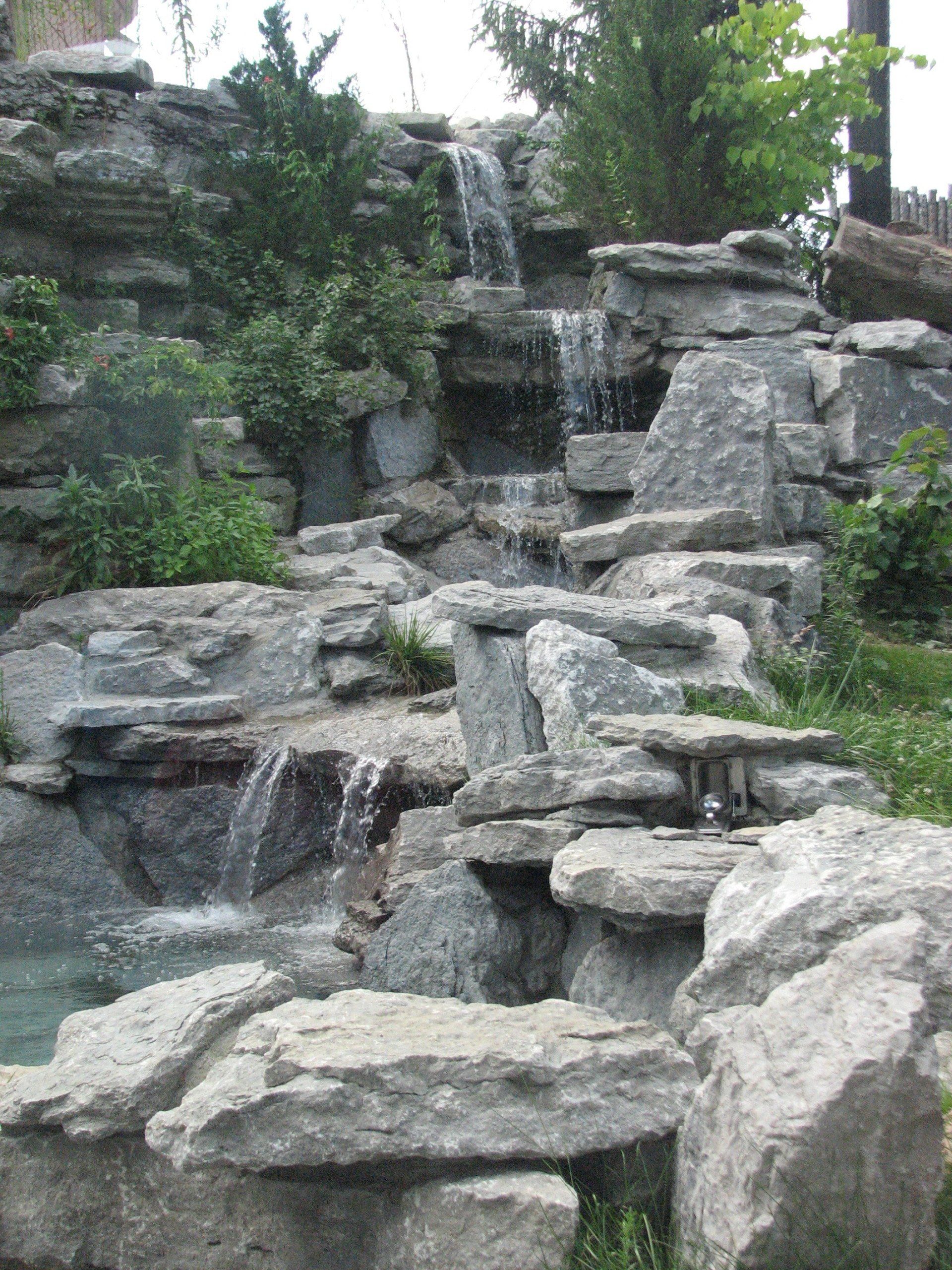 Cincinnati Zoo waterfall