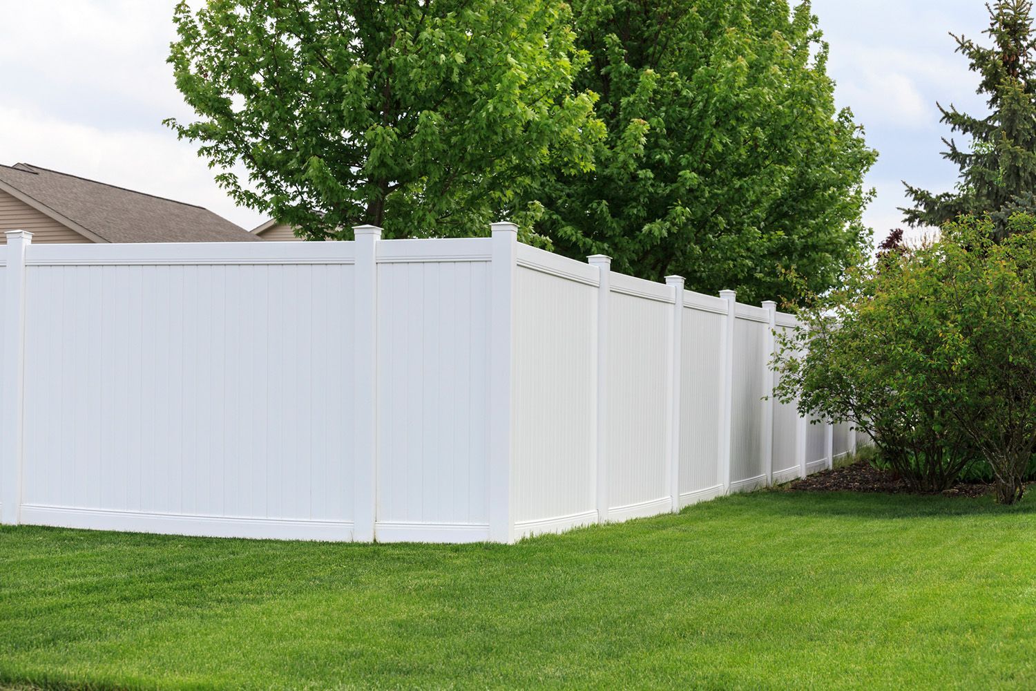 Vinyl Fences | Decatur, AL | Semper Fence LLC
