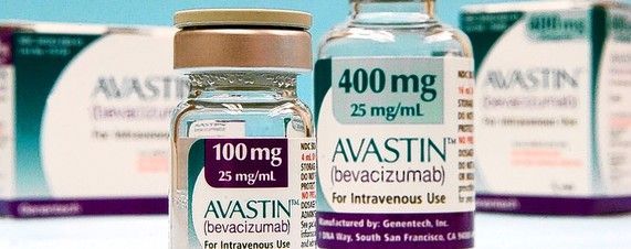 Vials of Avastin (bevacizumab), a medication. Labels show dosage, for intravenous use.