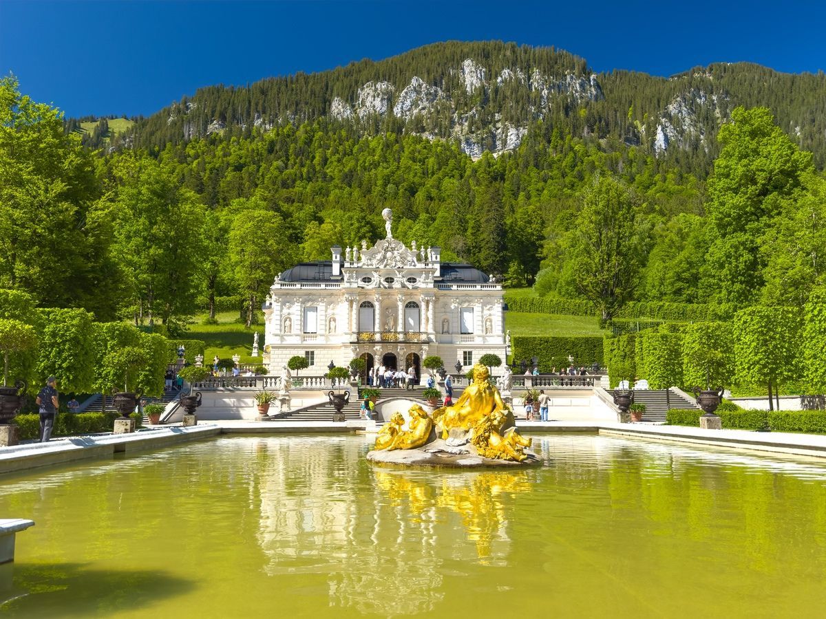 Private Castle Tour from Munich 
