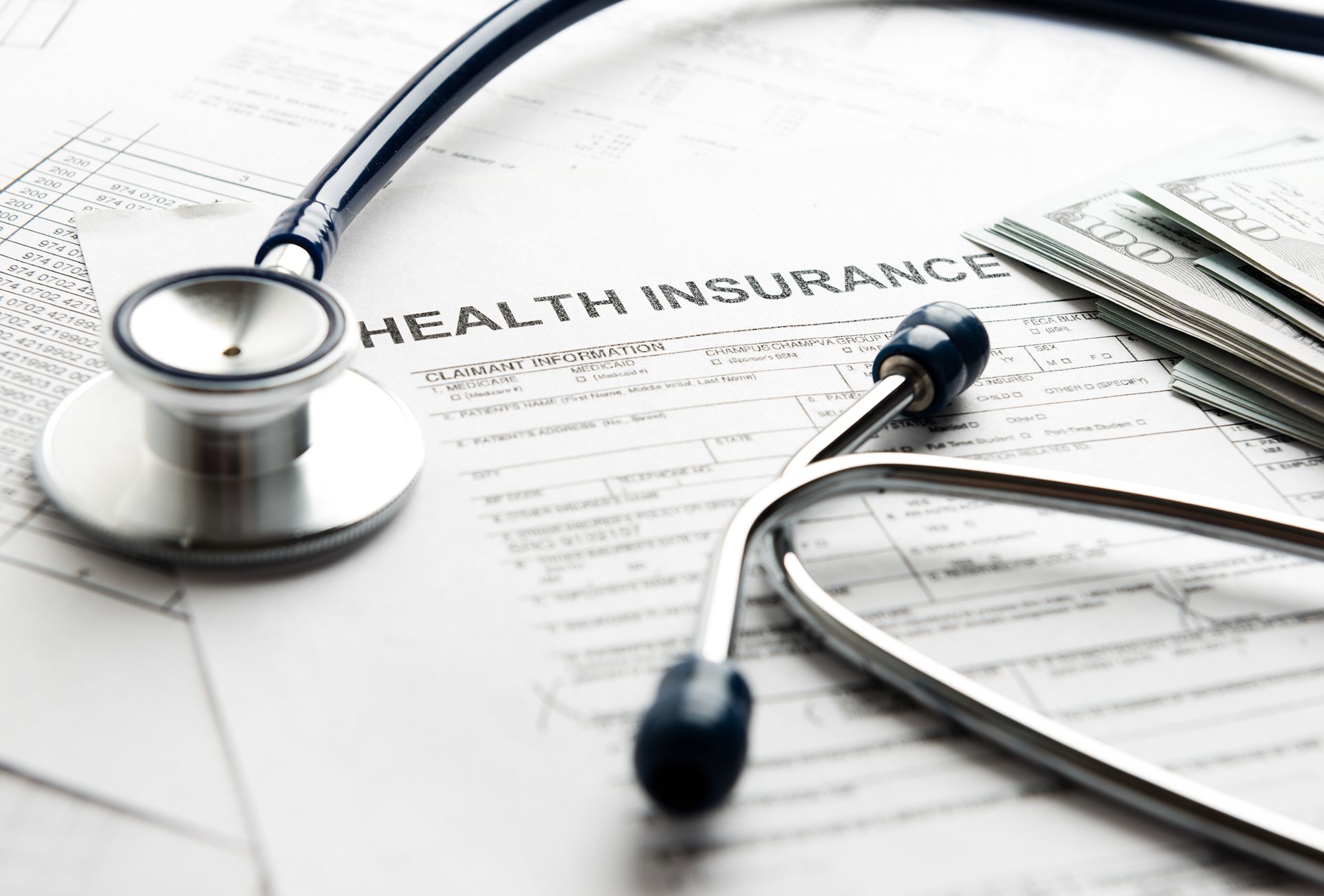 Chart comparing Medicare supplement insurance plans F, G, and N, indicating covered benefits with checkmarks and Xs.