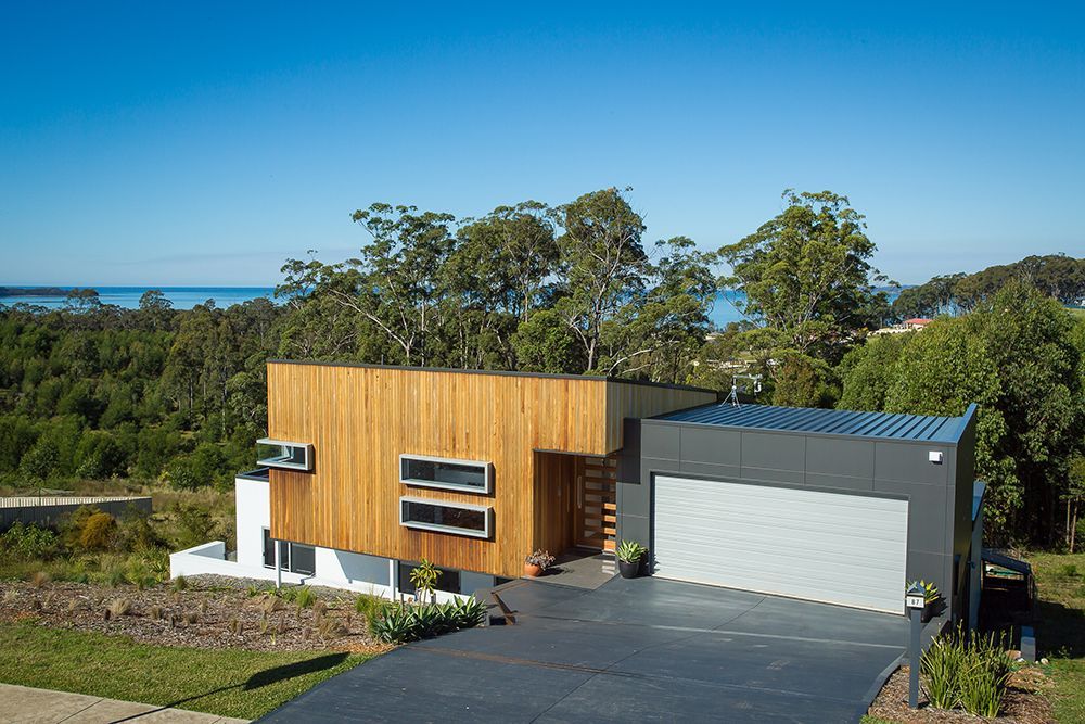 House With Wide Garage — Batesman Bay, NSW — Reflex Roller Doors