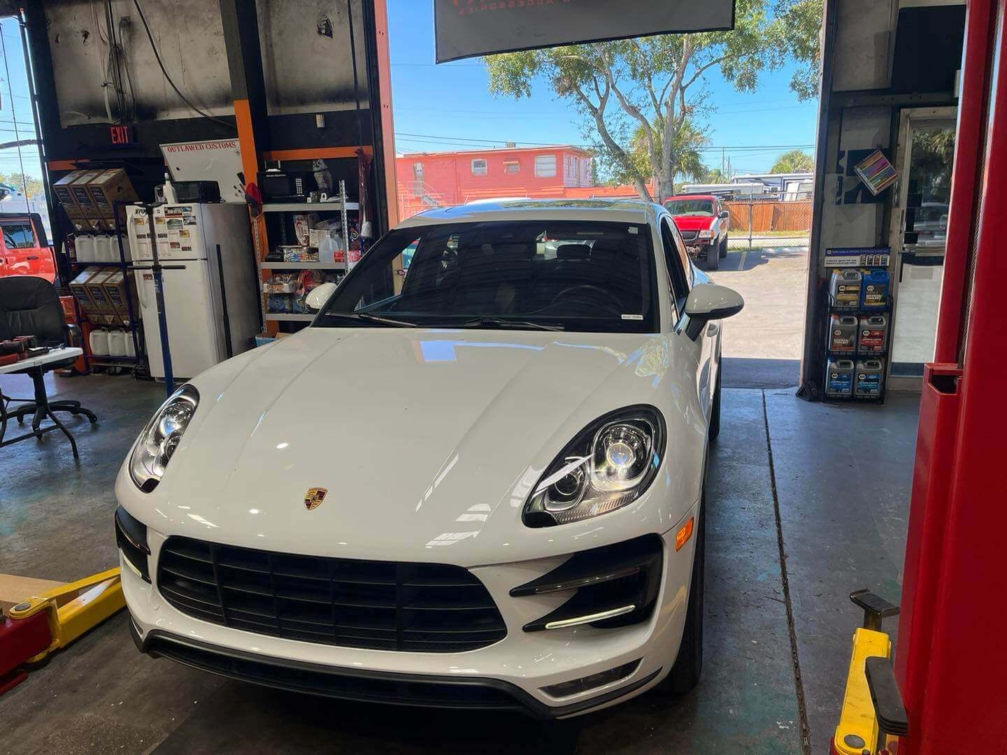 Gallery | Image 16 | Outlawed Customs