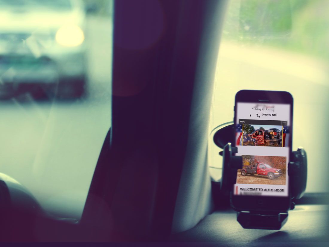 Auto Hook Towing & Recovery