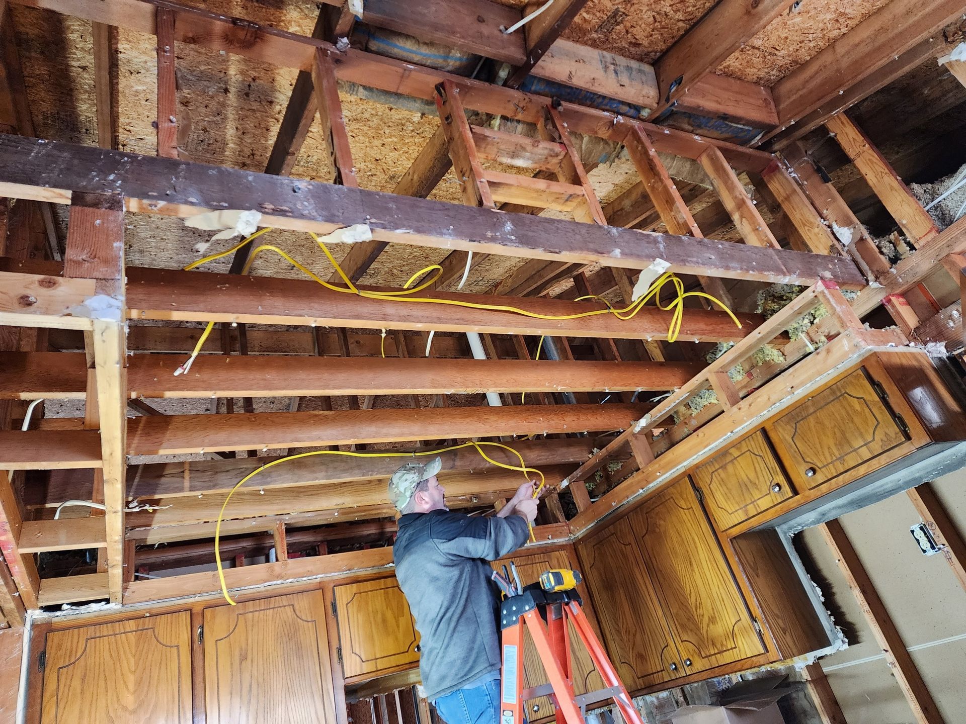 Electrical Engineer Checking Wires – Oklahoma City, OK – B & R Electric Electrical Engineer Checking Wires – Oklahoma City, OK – B & R Electric