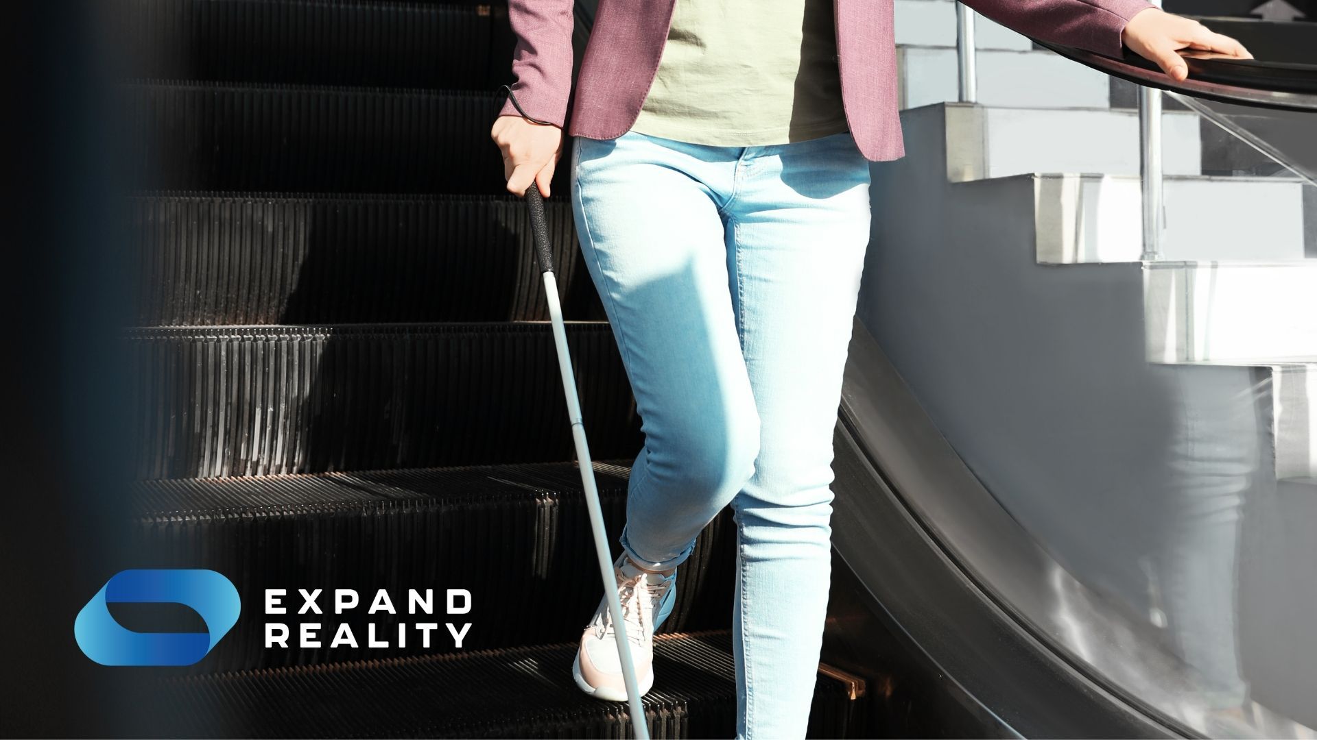Can extended reality (XR) help people who are blind or visually impaired with their daily lives? Discover more in our 5-minute read on the subject.
