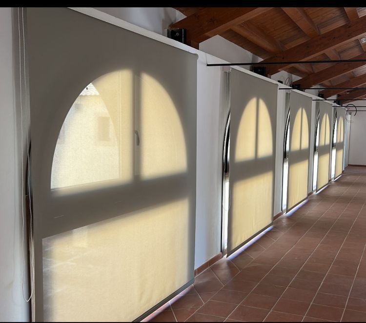 TENDE MODERNE PER INTERNO