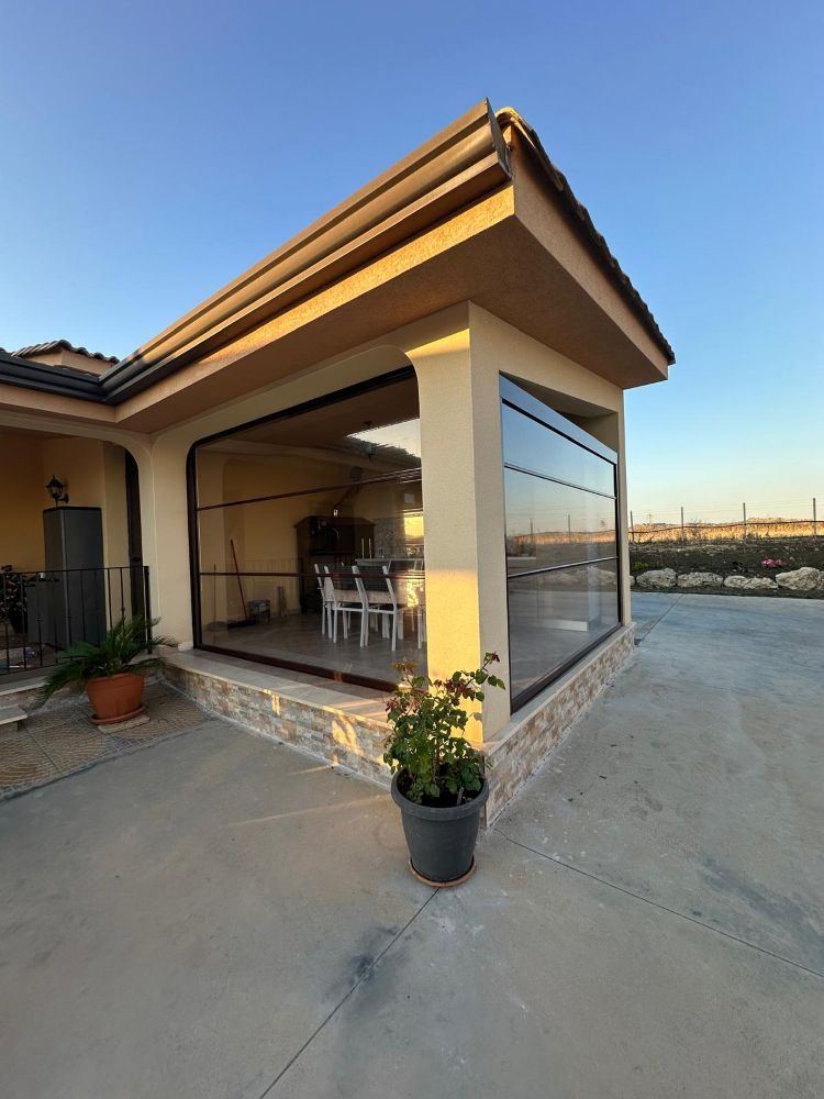 Soluzioni complete su misura per interni ed esterni