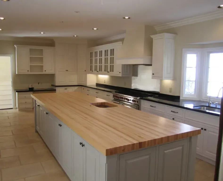 Gallery #07 – Canoga Park, CA – Eurocraft Cabinets, Inc.