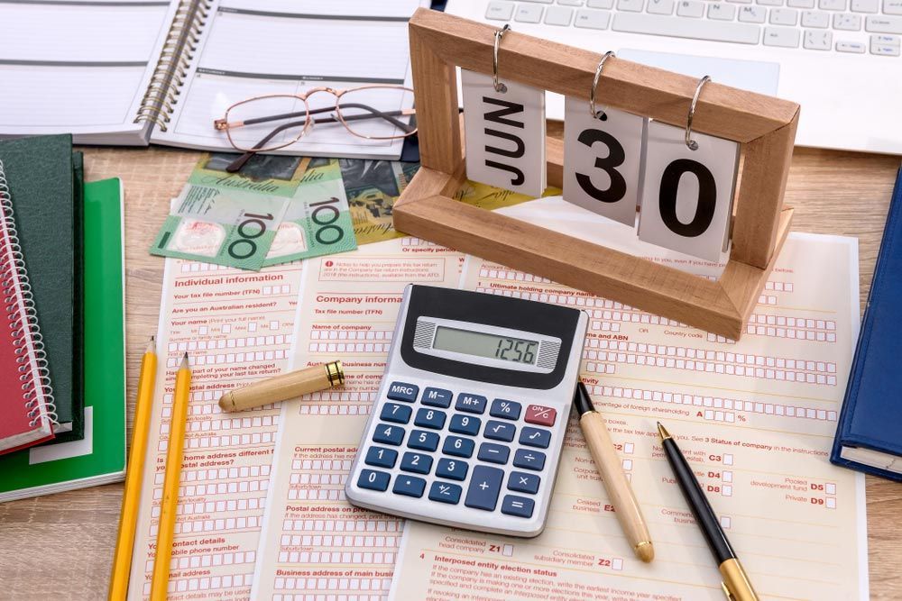 Wooden Calendar With Australian Tax Declaration On Table — Dynamic Accounting Taxation Advisors in The Entrance, NSW