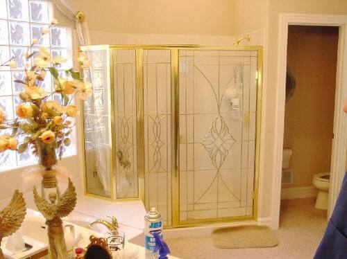 Shower Enclosure Stained Glass — Jamisontown, NSW — Stained Glass Overlay Penrith