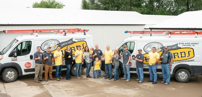 Group Picture Of The Employees With Thumbs Up - Vinton, IA - Edwards Plumbing Heating & Air Conditioning
