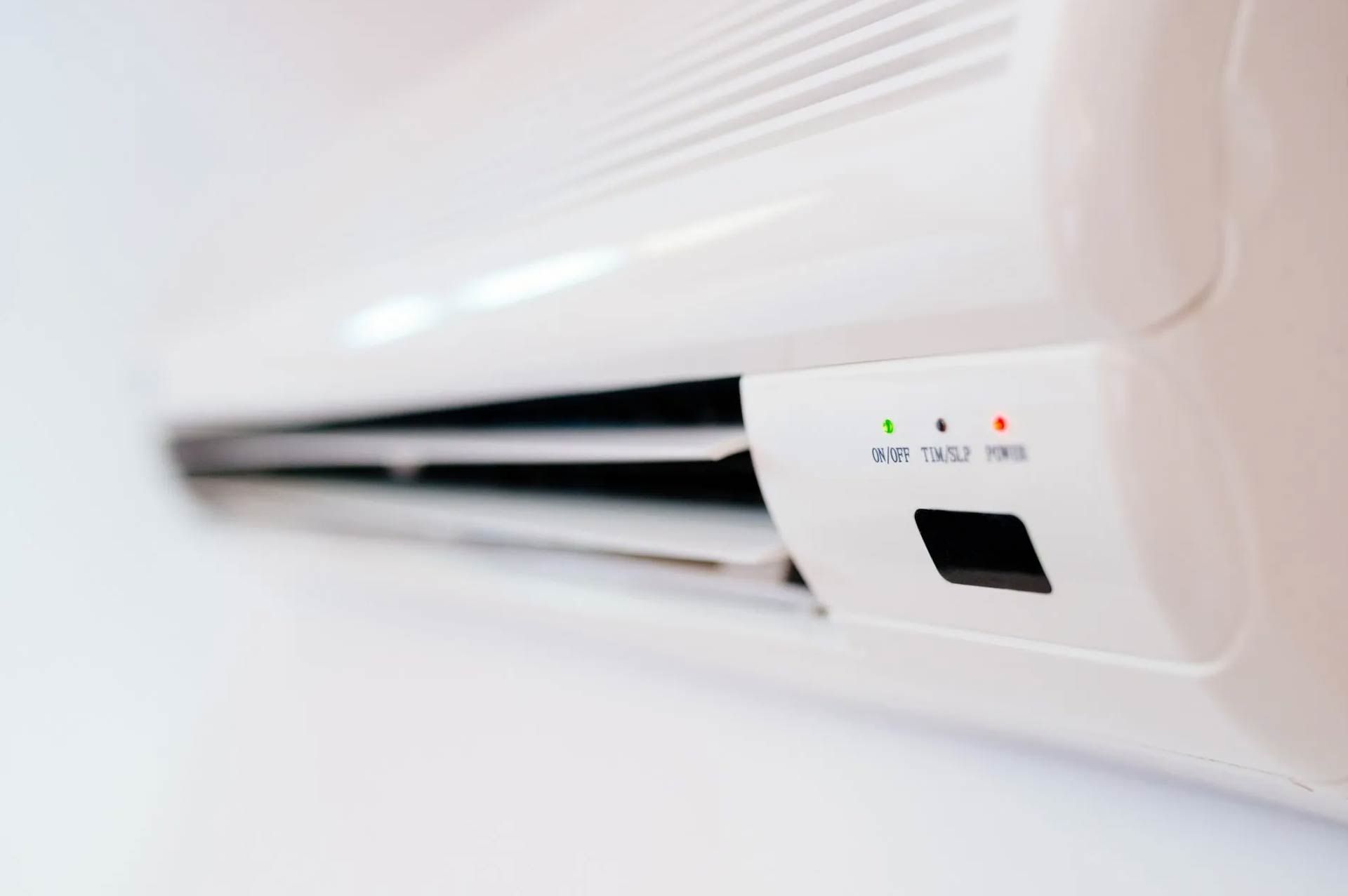 Split Type Air Conditioner — Rochester Hills, MI — Briarwood Heating & Cooling Split Type Air Conditioner — Rochester Hills, MI — Briarwood Heating & Cooling