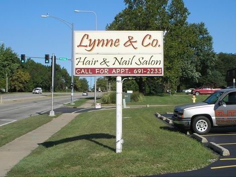 Lynne & Co. Signage — Morton, IL — Elite Signs & Graphics